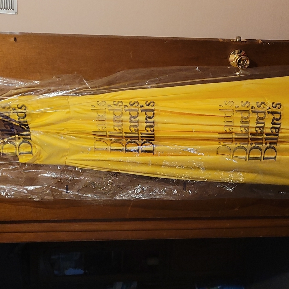 Prom Dress - Picture 2 of 8